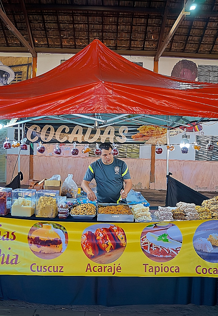 Barraca de cocadas e comidas tipicas